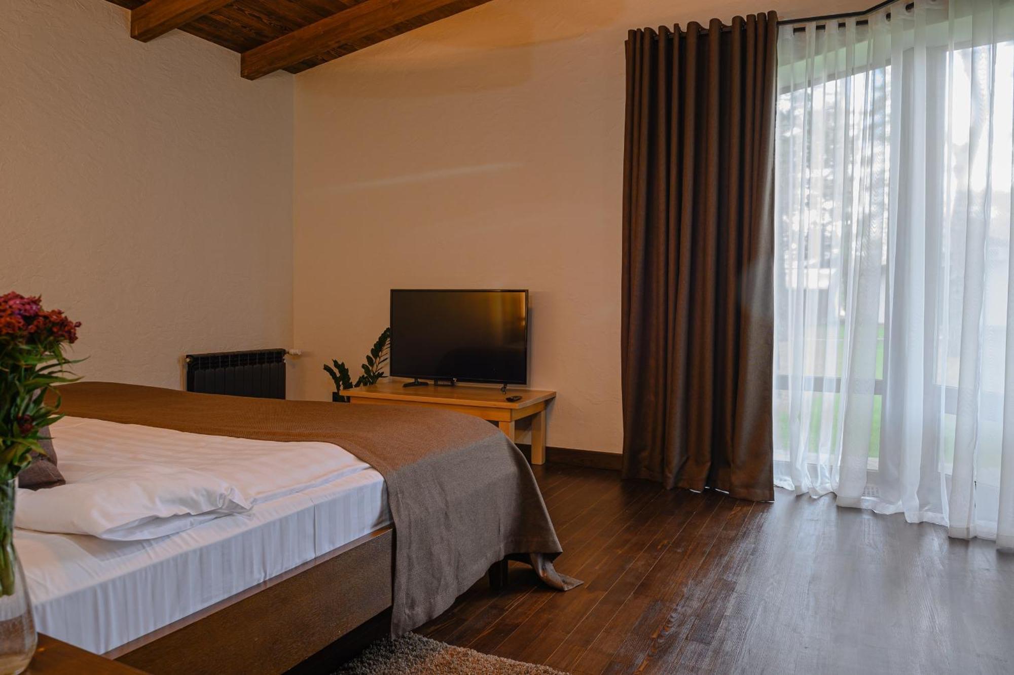 Hotel Мис Доброї Надії Полтава Hlody Exterior foto